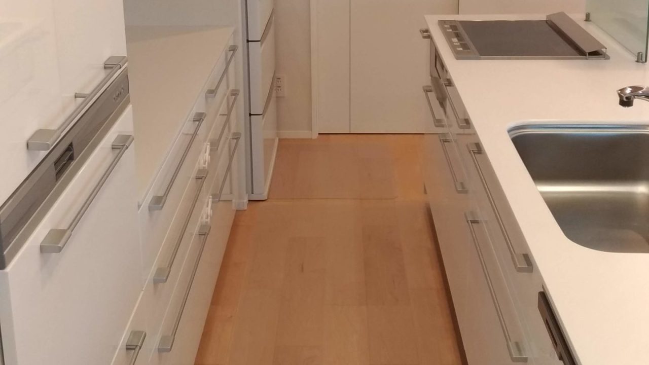 キッチンの通路幅 ちょうどいい広さとは 一条工務店 一条で後悔なし キッチンの通路幅 ちょうどいい広さとは 一条工務店 一条で後悔なし